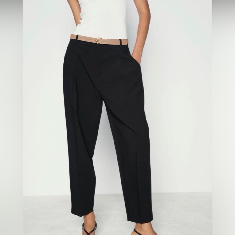 Zara Black Women's Pleated Trousers with Tan Belt